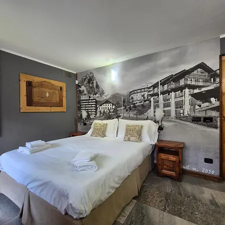 M4478 Mollino Bed and Breakfast