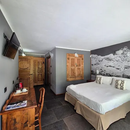 M4478 Mollino 3* Breuil-Cervinia