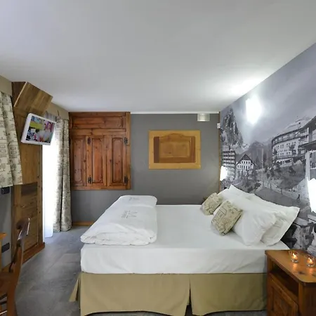 Couette-café M4478 Mollino 3*